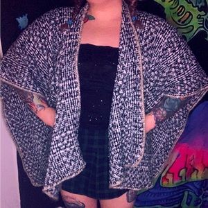 Summer and Rose open sleeve poncho